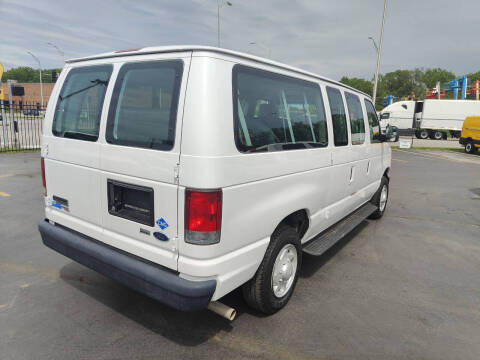 2011 Ford E-Series E-350 SD