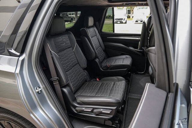 2025 Cadillac Escalade-V