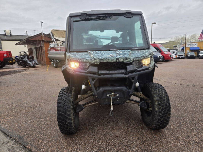 2019 Can-Am Defender Max