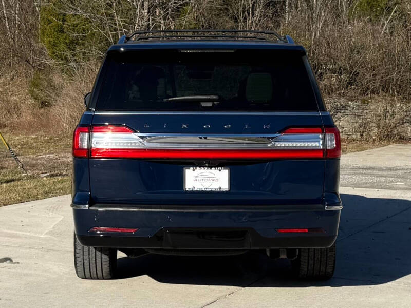 2018 Lincoln Navigator Black Label