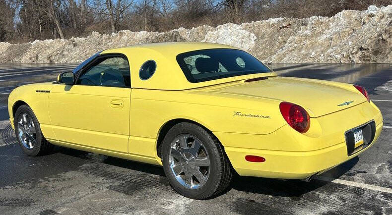 2002 Ford Thunderbird Deluxe