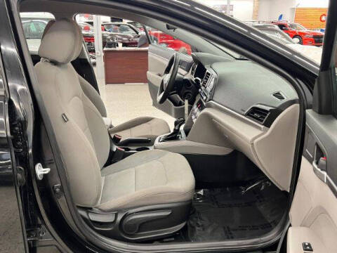 2019 Hyundai Elantra