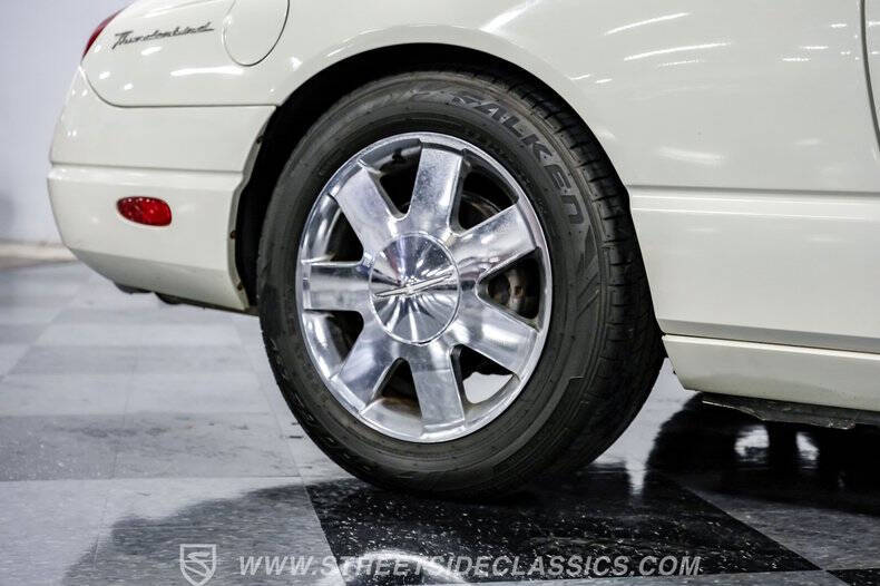 2002 Ford Thunderbird Deluxe