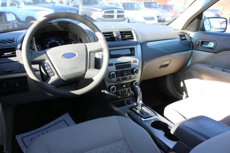 2012 Ford Fusion S