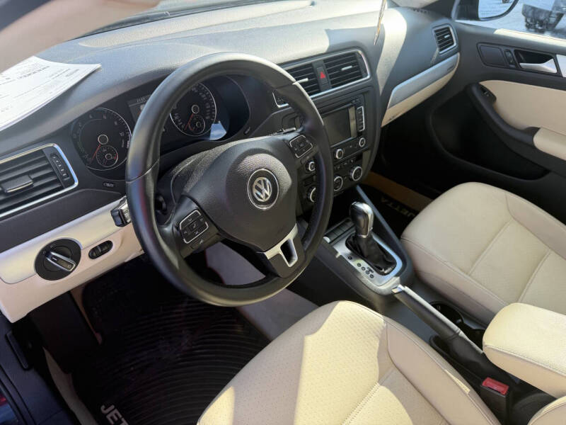 2014 Volkswagen Jetta Hybrid SEL