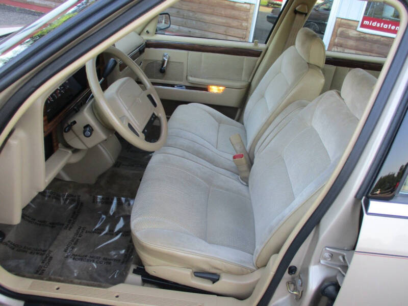 1993 Dodge Dynasty