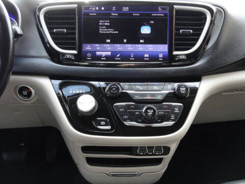 2021 Chrysler Pacifica Touring L