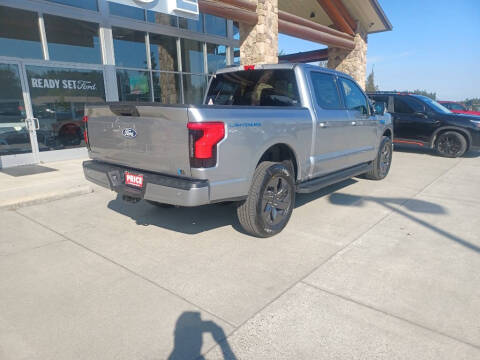 2025 Ford F-150 Lightning Flash