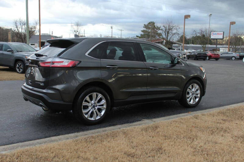 2020 Ford Edge Titanium