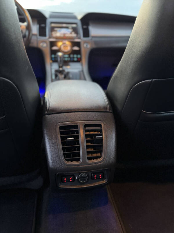 2015 Ford Taurus SHO