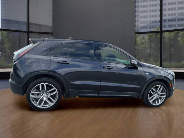 2023 Cadillac XT4 Sport