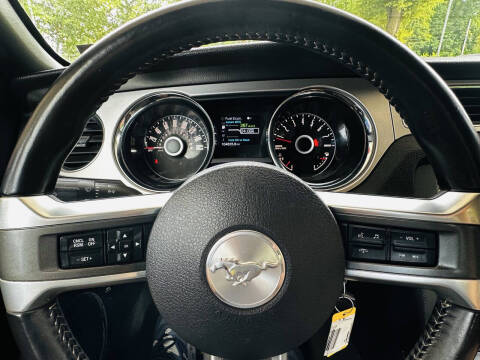 2014 Ford Mustang V6