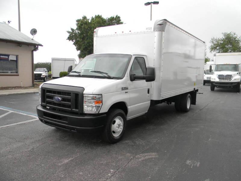 2019 Ford E-350