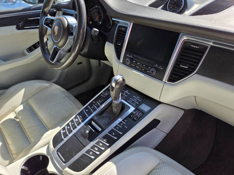 2018 Porsche Macan GTS