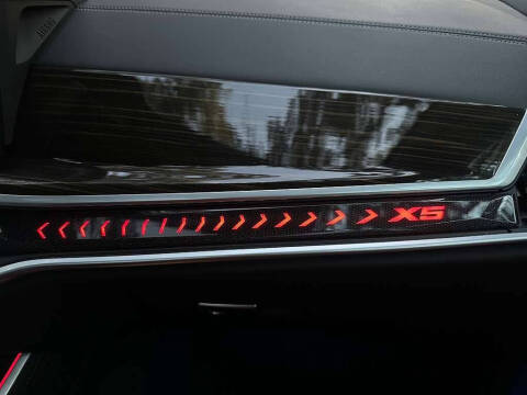 2024 BMW X5 xDrive50e