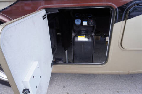 2015 Freightliner XCS Chassis