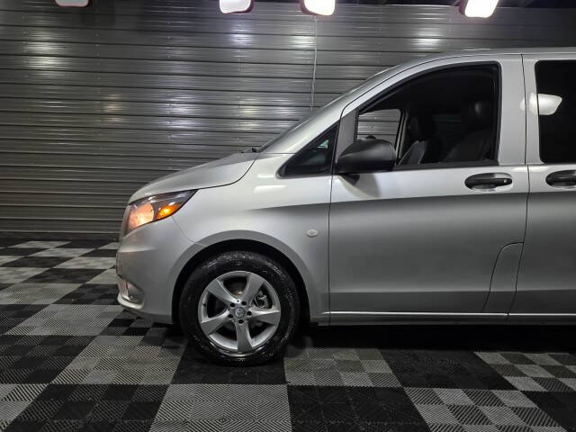 2016 Mercedes-Benz Metris Passenger
