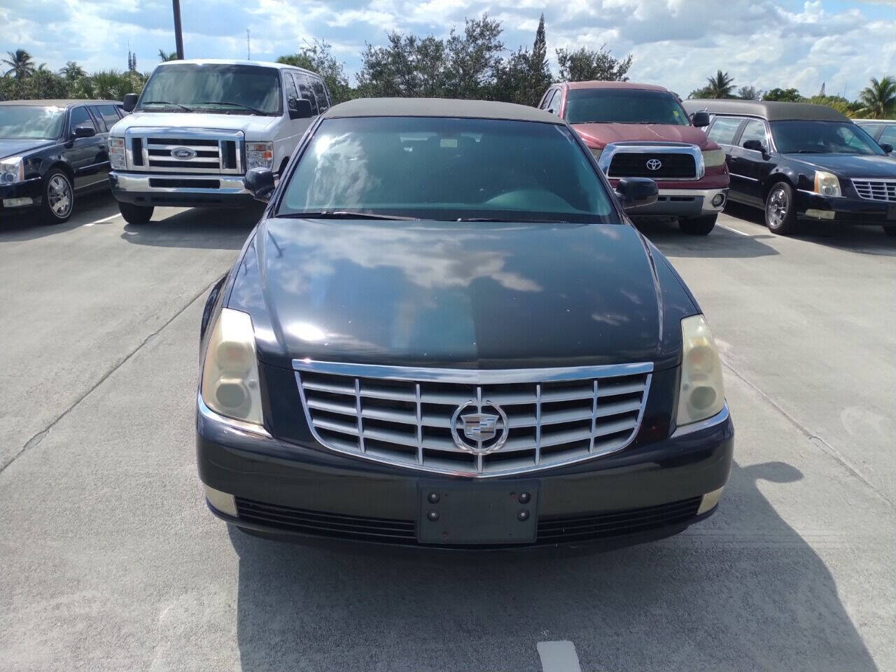 2008 CADILLAC Professional Chassis Incomplete - $10,950