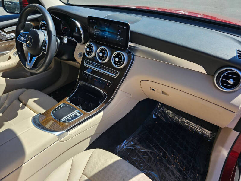 2021 Mercedes-Benz GLC GLC 300 4MATIC