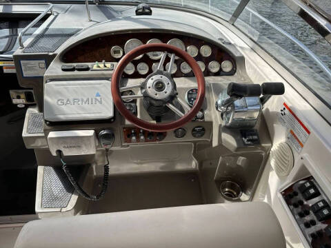 2011 Regal 35 Express Cruiser