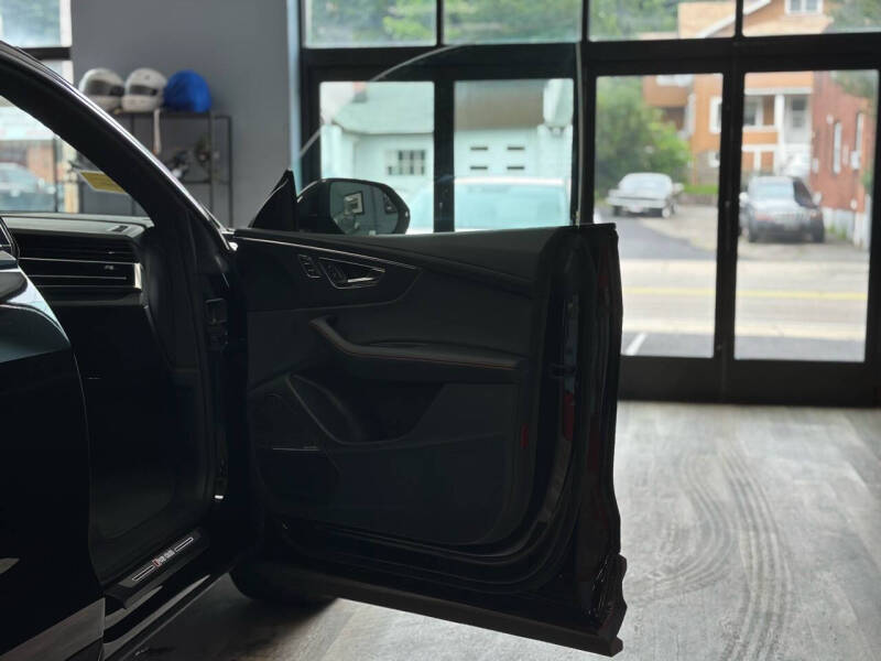 2024 Audi RS Q8 4.0T quattro