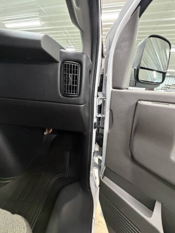 2016 Chevrolet Express LT 3500