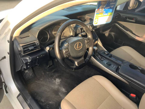 2019 Lexus IS 300