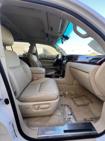 2009 Lexus LX 570