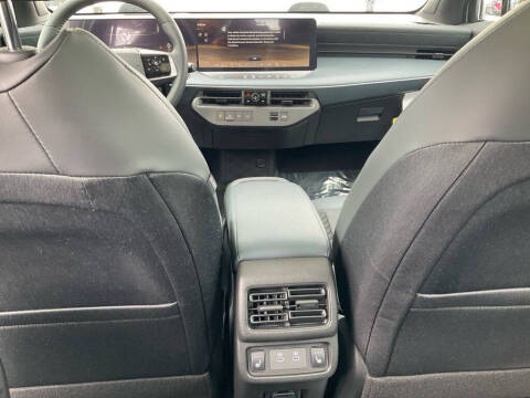 2026 Nissan LEAF Platinum+