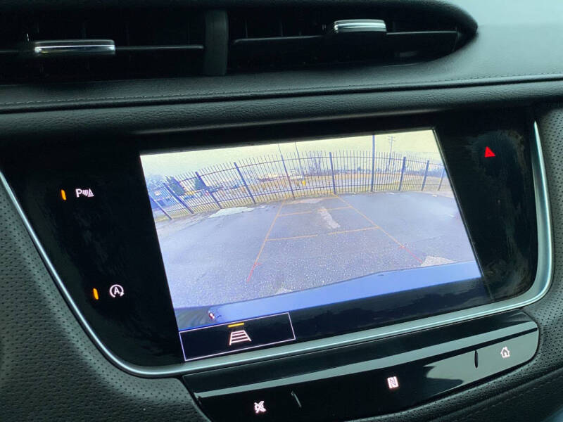 2021 Cadillac XT5 Luxury