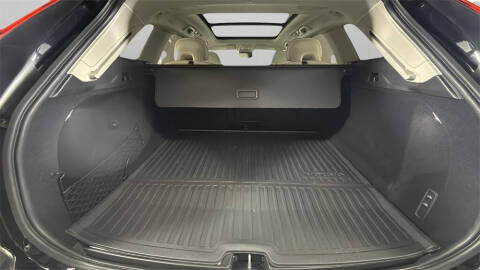 2025 Volvo XC60 T8 Ultra Dark Theme