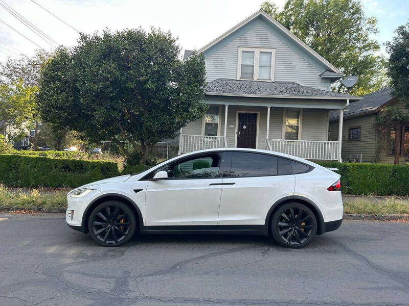 2020 Tesla Model X Long Range