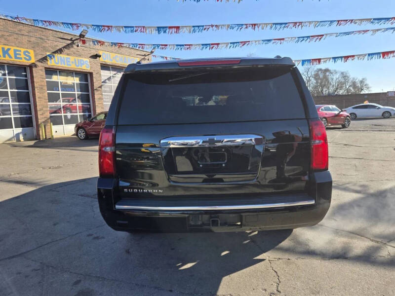 2019 Chevrolet Suburban LT