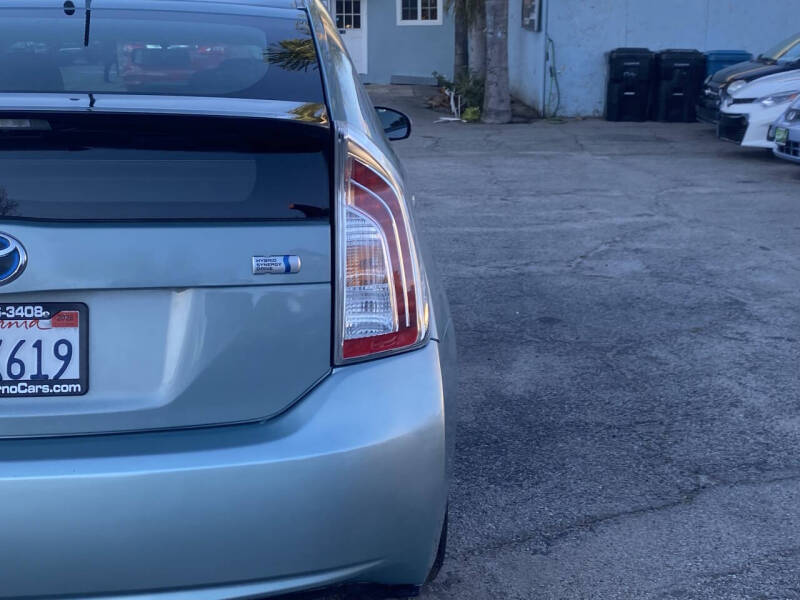 2014 Toyota Prius Three