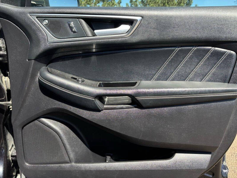 2019 Ford Edge ST