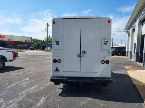 2016 Ford E-Series E-350 SD