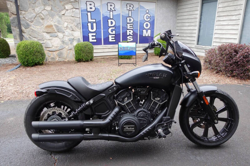2022 Indian Scout Rouge