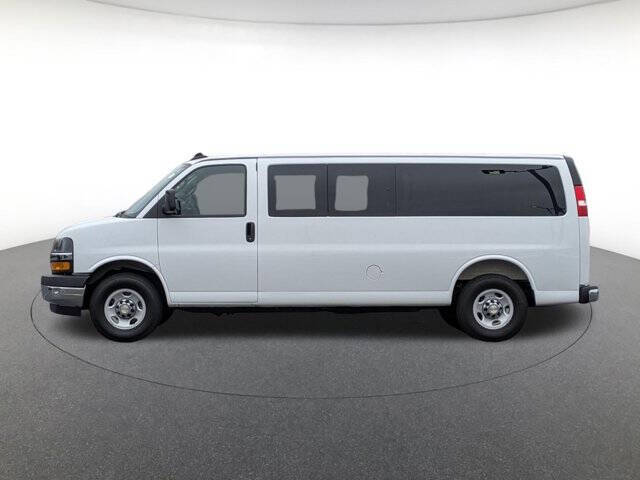 2025 Chevrolet Express LT 3500