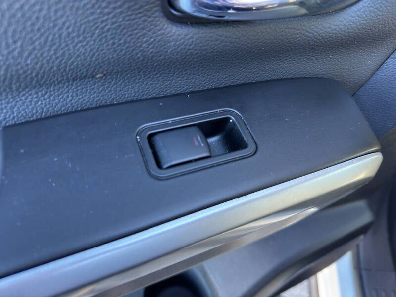 2024 Nissan Titan XD SV