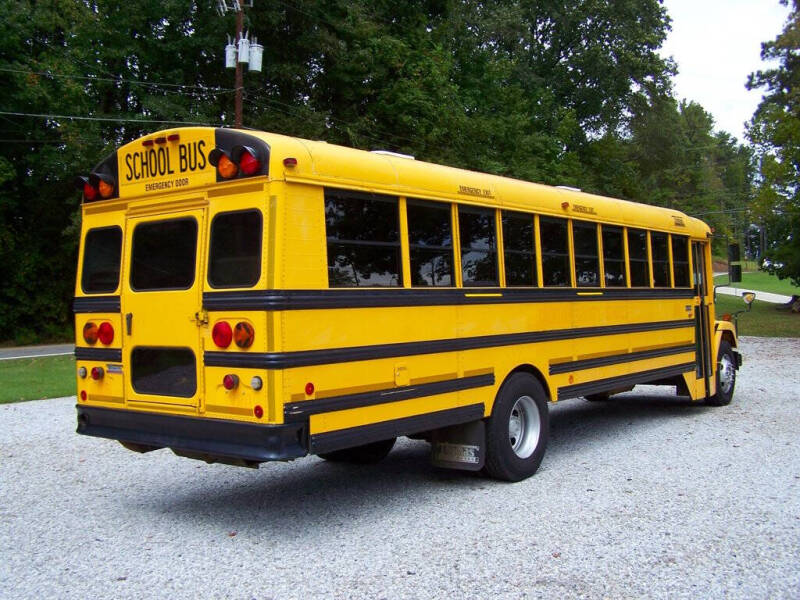 2005 Freightliner FS65 Chassis