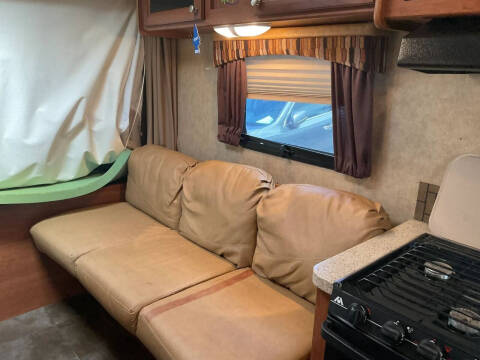 2014 Coleman by Dutchmen Explorer