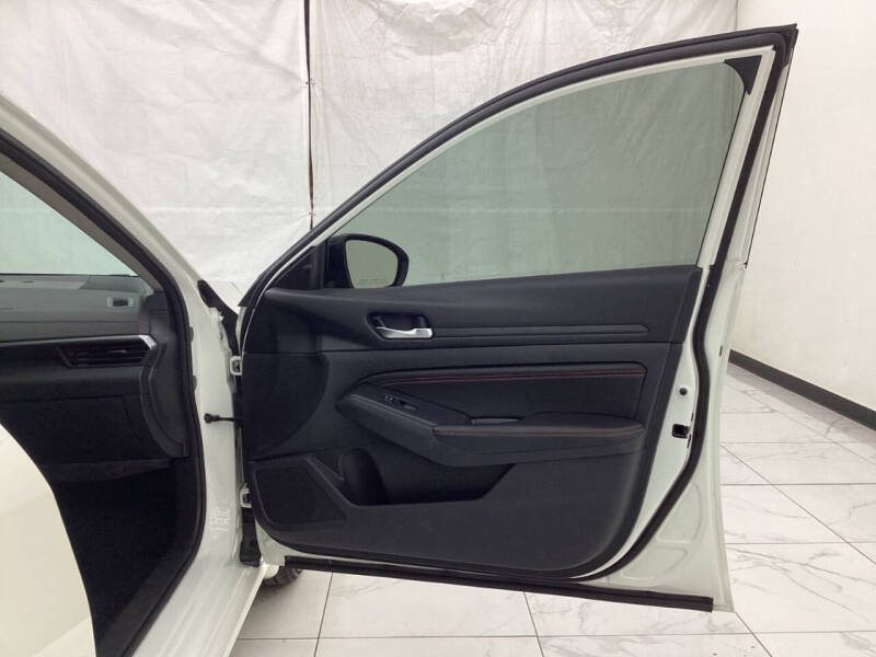 2019 Nissan Altima 2.5 SR