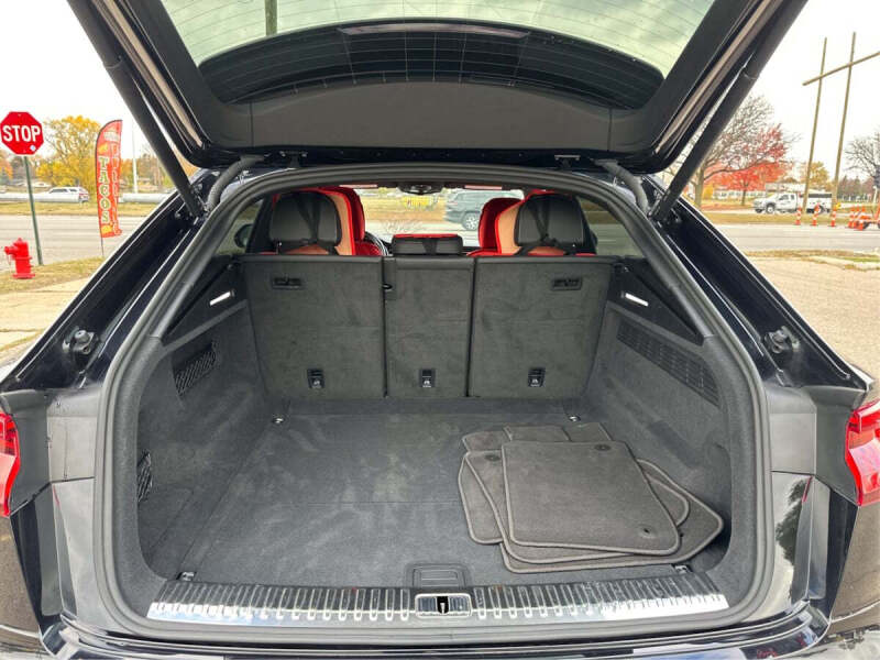 2021 Audi Q8 quattro Premium 55 TFSI