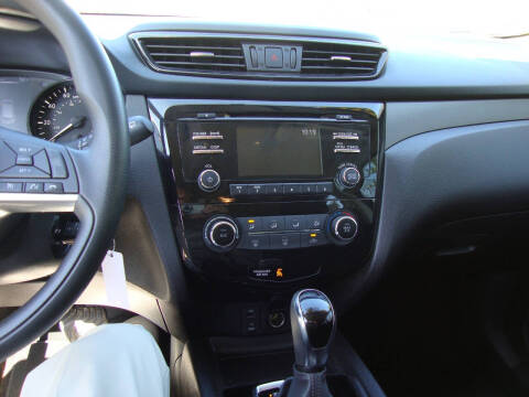 2017 Nissan Rogue Sport S