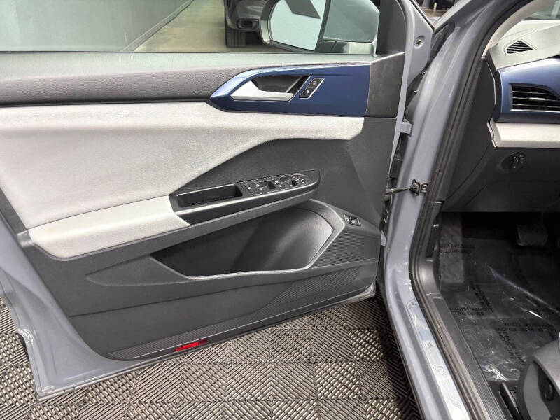 2022 Volkswagen Taos SE