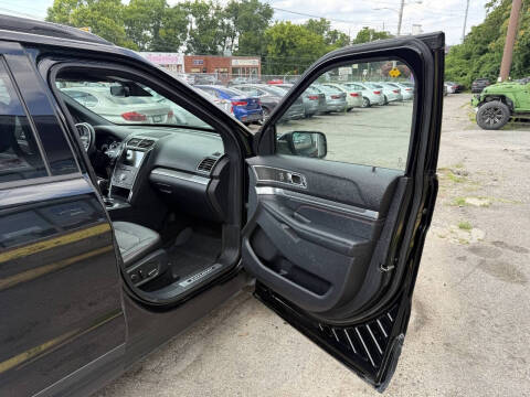 2018 Ford Explorer Sport
