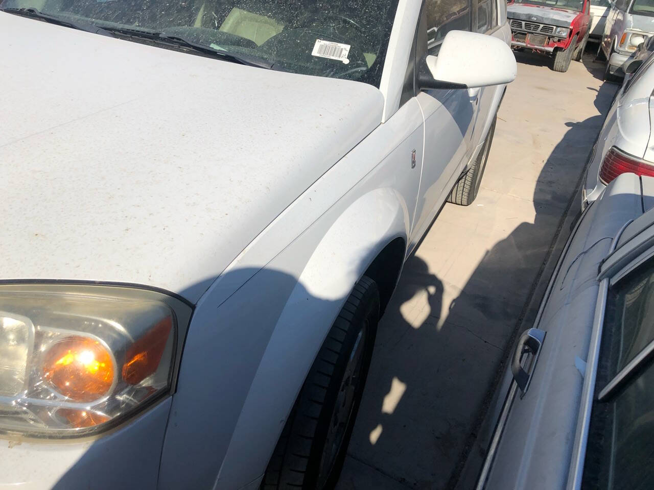 White 2006 Saturn Vue Base 4dr SUV w/V6 2