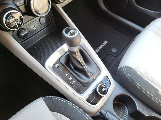 2020 Hyundai Venue SEL