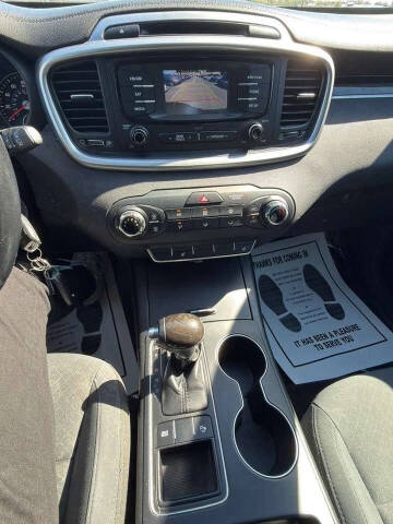 2016 Kia Sorento LX