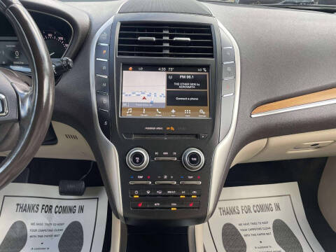 2017 Lincoln MKC Select